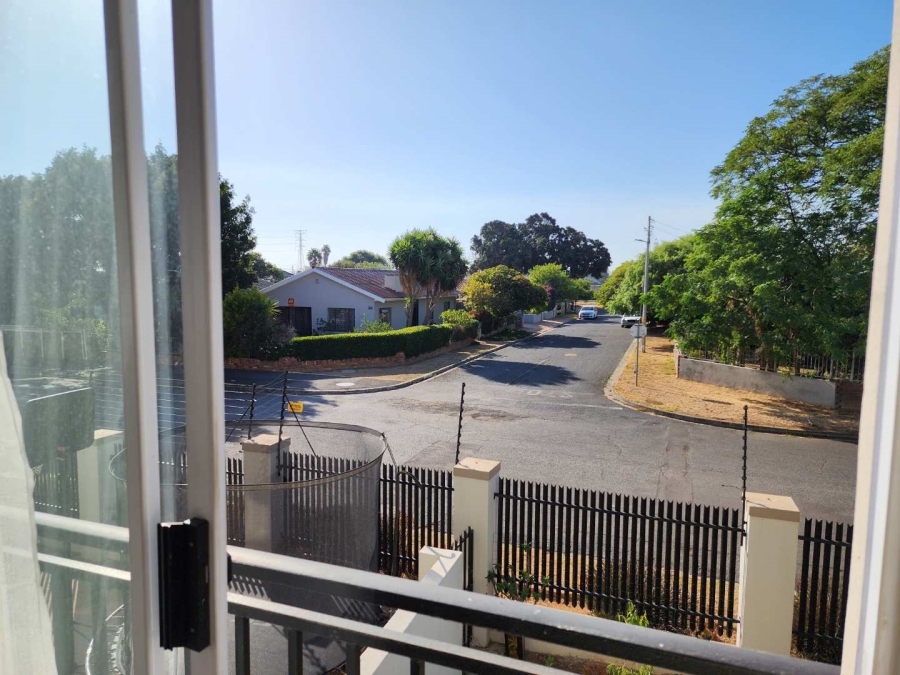 1 Bedroom Property for Sale in Van Der Stel Western Cape